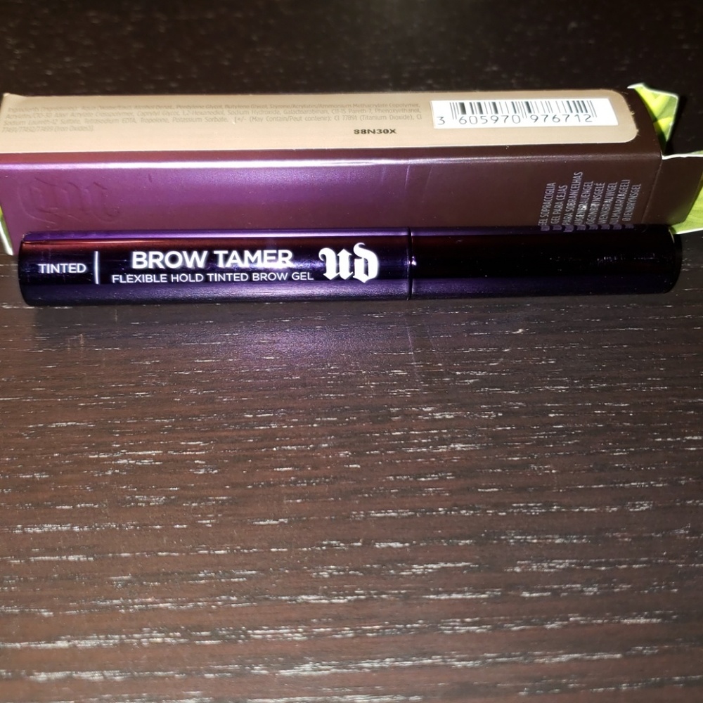 Urban Decay Brow Tamer